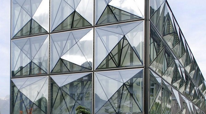 کاربرد شیشه نشکن در صنعت ساختمان